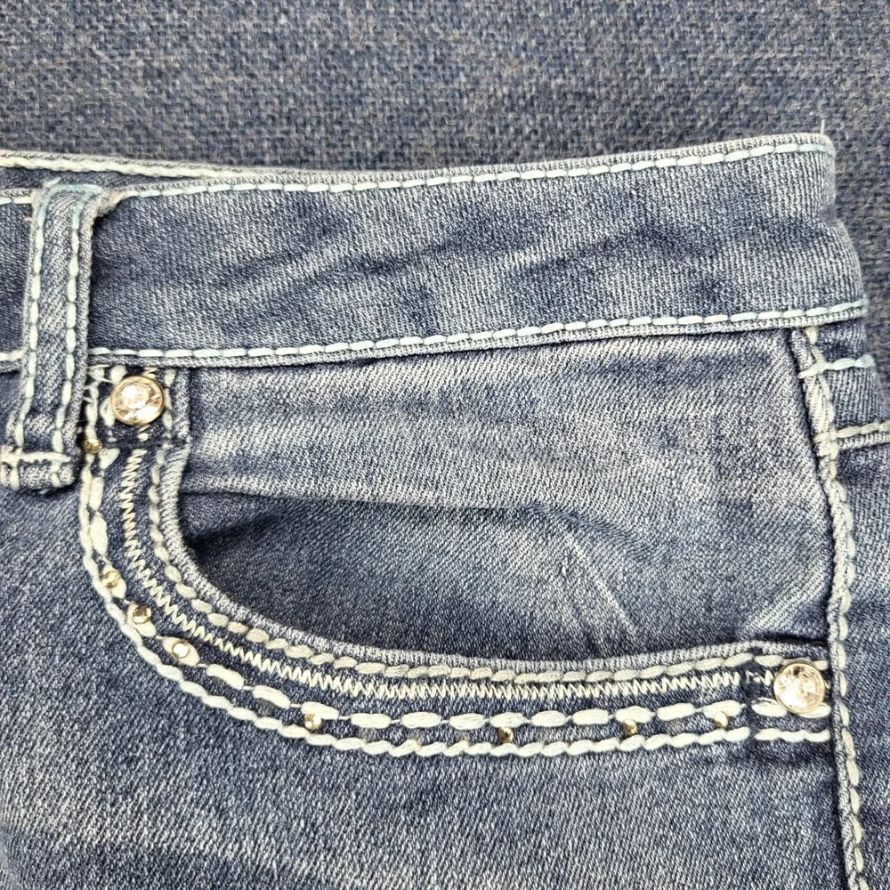 Mudd Womens Sz 15 Blue Rhinestone Cross Embroidered Flare Jeans Y2K Flap pockets